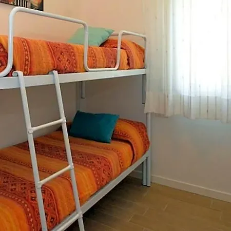 Modern Comfort In A Classic Garden In Pineda Hotel *