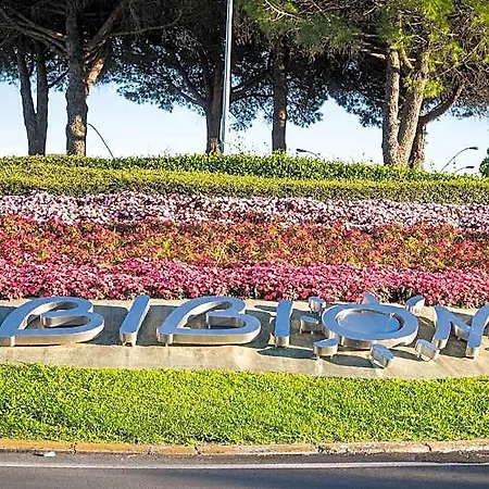 Modern Comfort In A Classic Garden In Pineda * Bibione